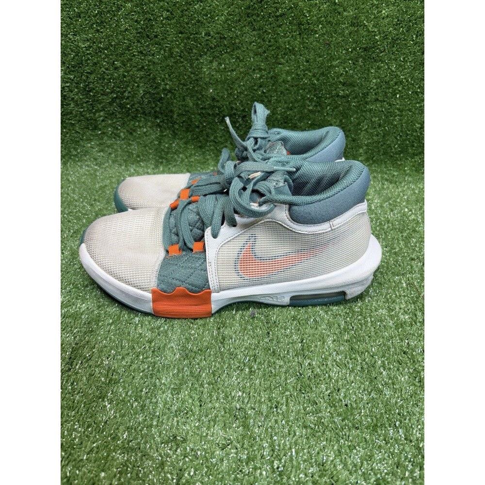 Nike LeBron Witness 8 Cannon Teal Sail Orange Lion Basketball Shoes Youth Size 6